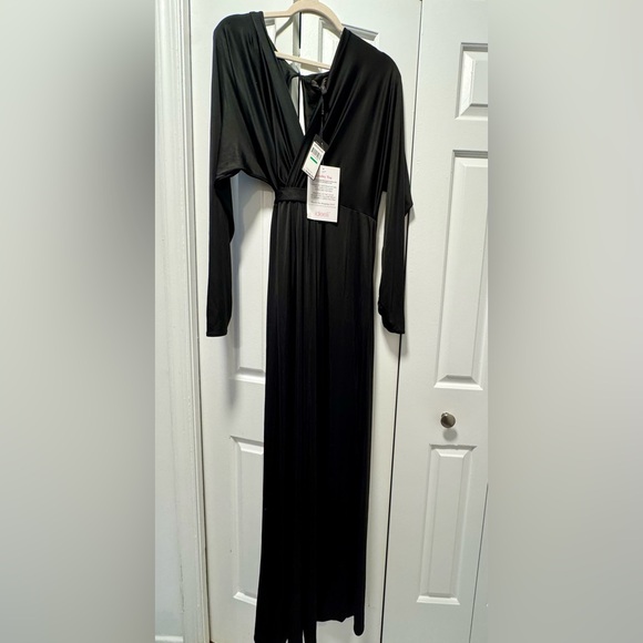 BCBG Dresses & Skirts - BCBG Stretchy Black Long Sleeve Maxi Gown with Sleeves